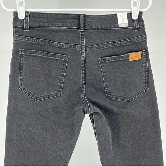 ROXY NWT COOL MEMORY BLACK SKINNY JEANS 26 - Picture 10 of 15
